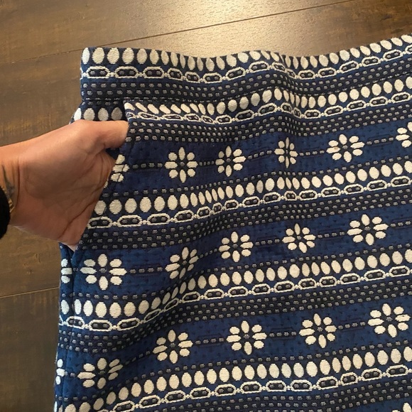 Skirt - Picture 3 of 5